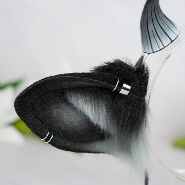 Cow ears with Piercings (Black/grey)