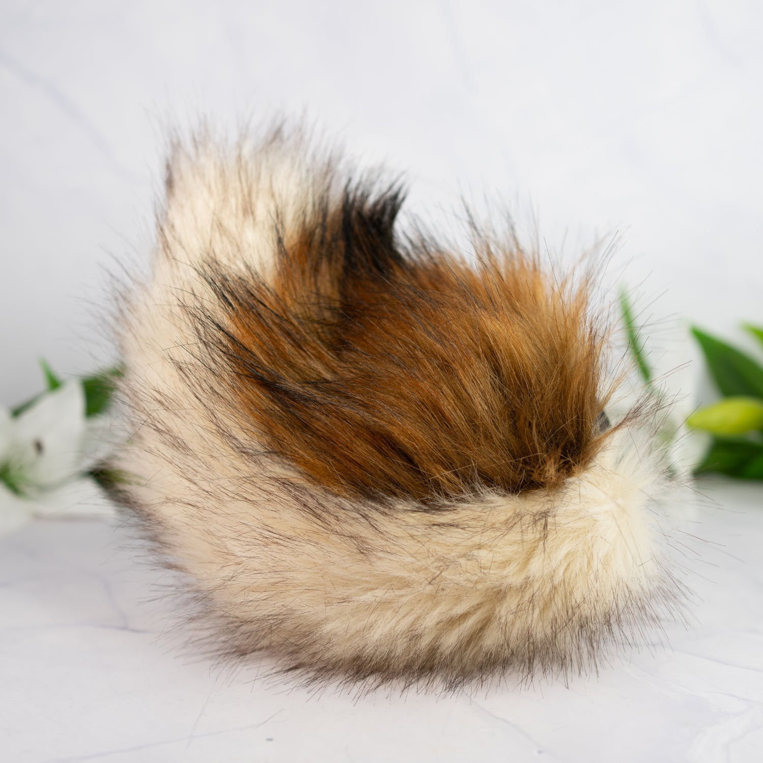 Bunny/Deer tail (reddish brown/beige)