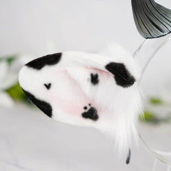 Classic cow ears (Big horns)