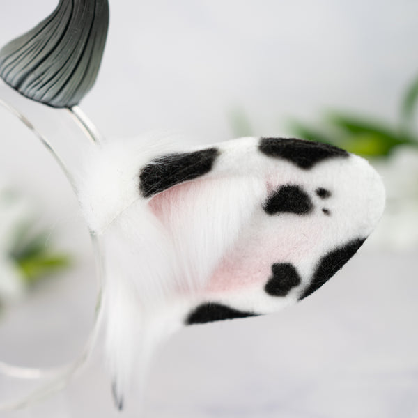 Classic cow ears (Big horns)