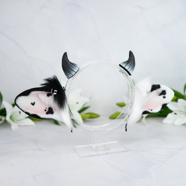 Classic cow ears - Mismatched with Piercings (1)