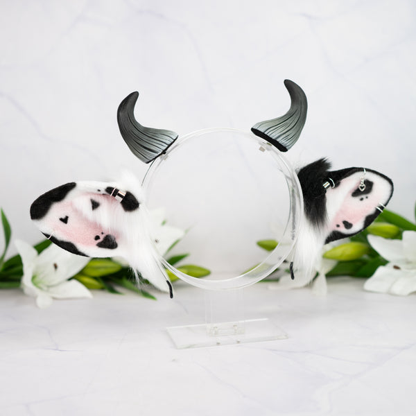 Classic cow ears - Mismatched (Big Horns)