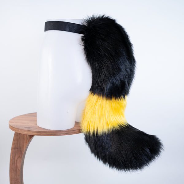 Elemental fox tail - Dark