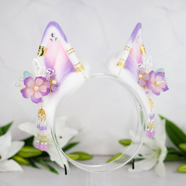 Lilac flower wolf ears