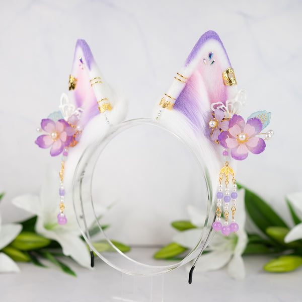 Lilac flower wolf ears