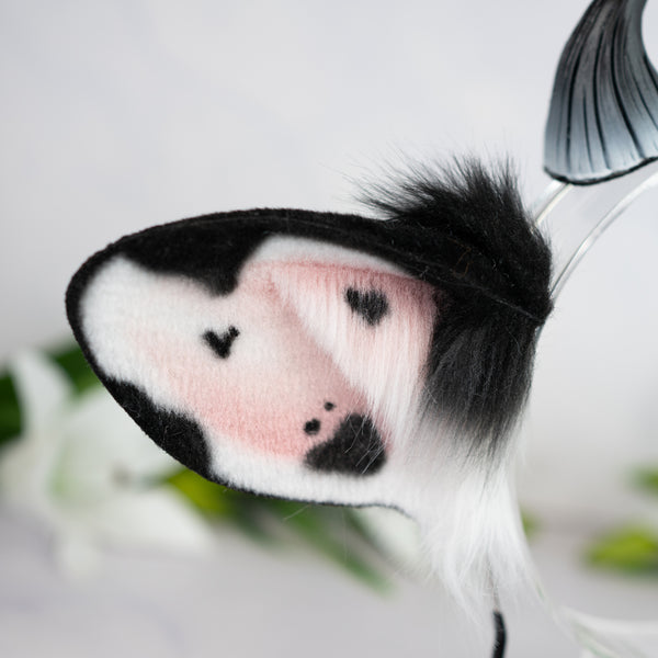 Classic cow ears - Mismatched
