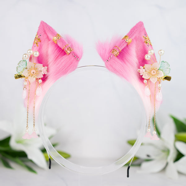 Vibrant Spring cat ears