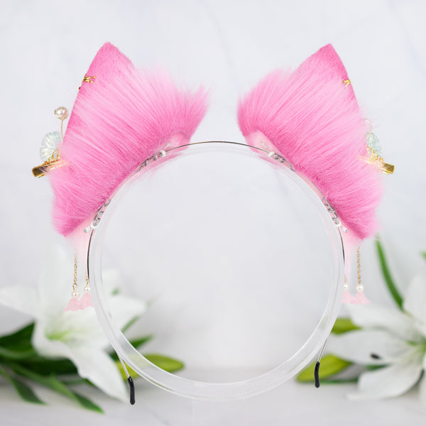 Vibrant Spring cat ears