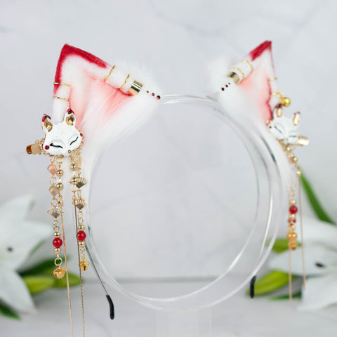Shrine kitten ears