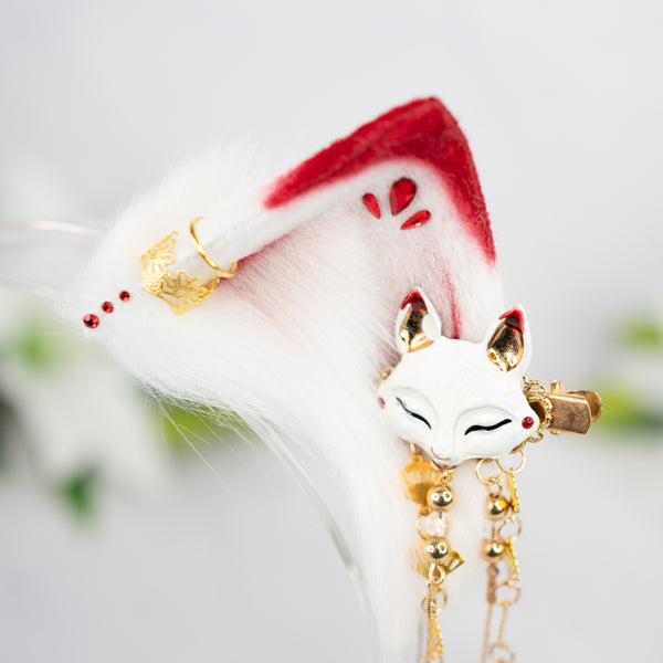 Shrine kitten ears