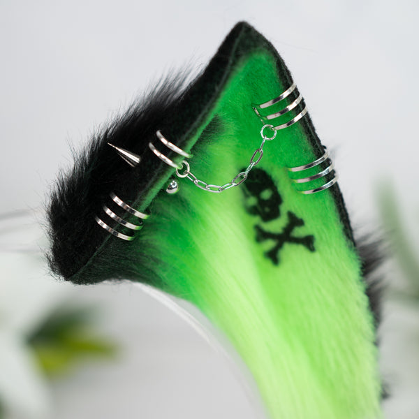 Toxic green cat ears (UV)