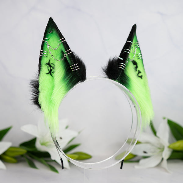 Toxic green fox ears (UV)