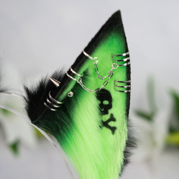 Toxic green fox ears (UV)