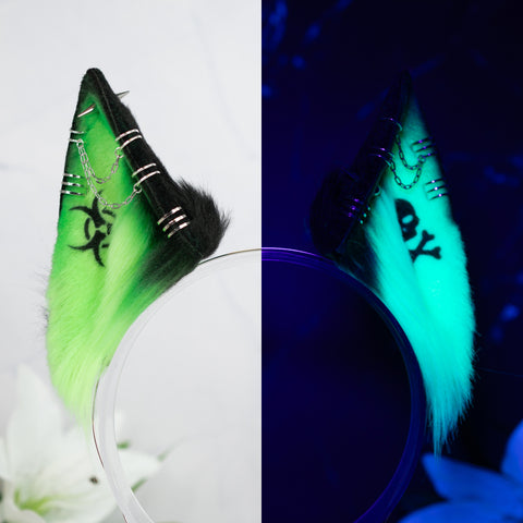 Toxic green wolf ears (UV)