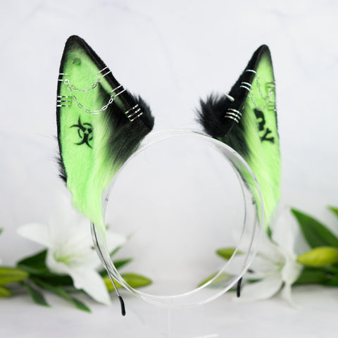 Toxic green wolf ears (UV)